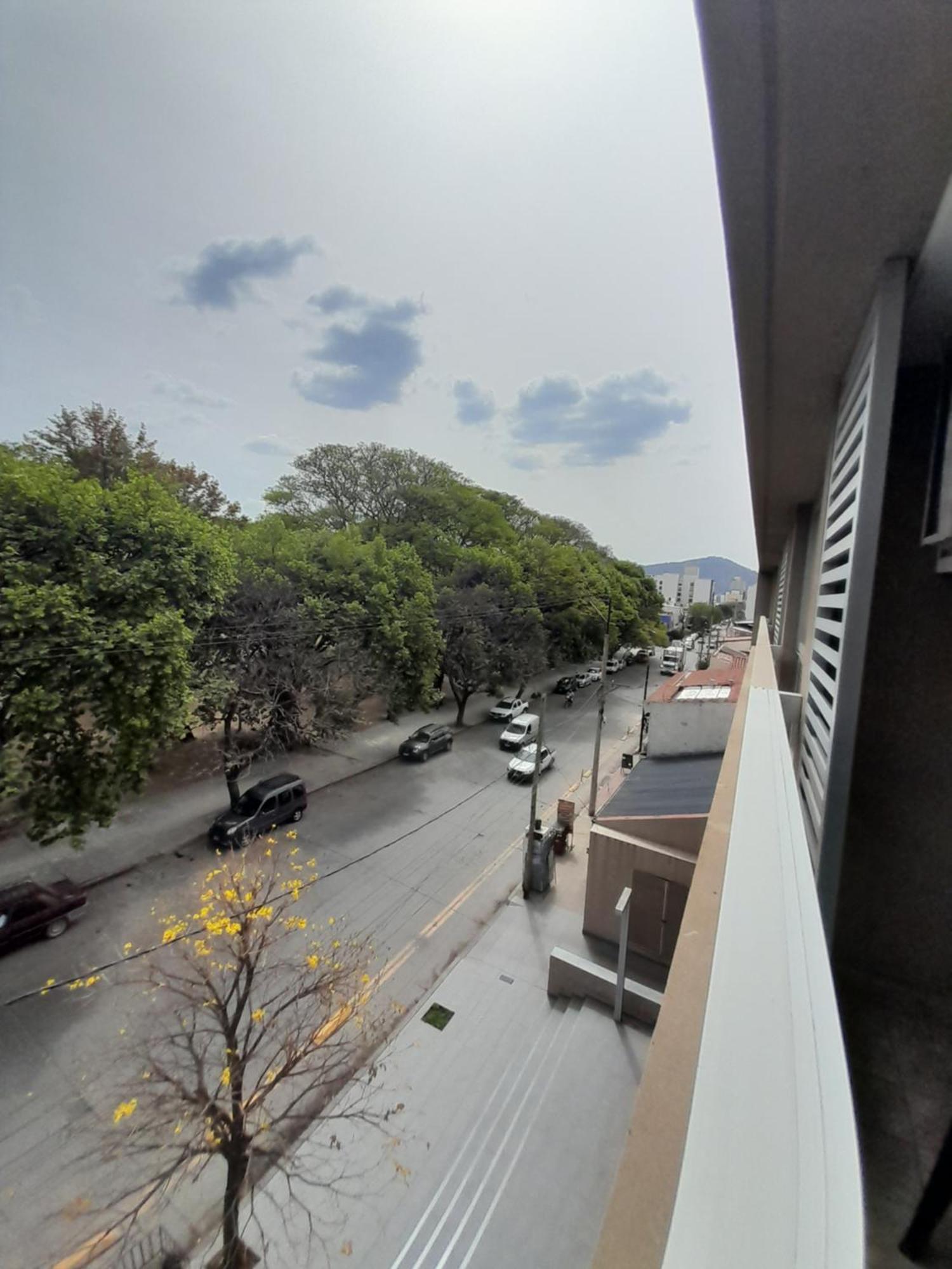 Departamento Centrico Plaza Alvarado Con Cochera Salta Zewnętrze zdjęcie
