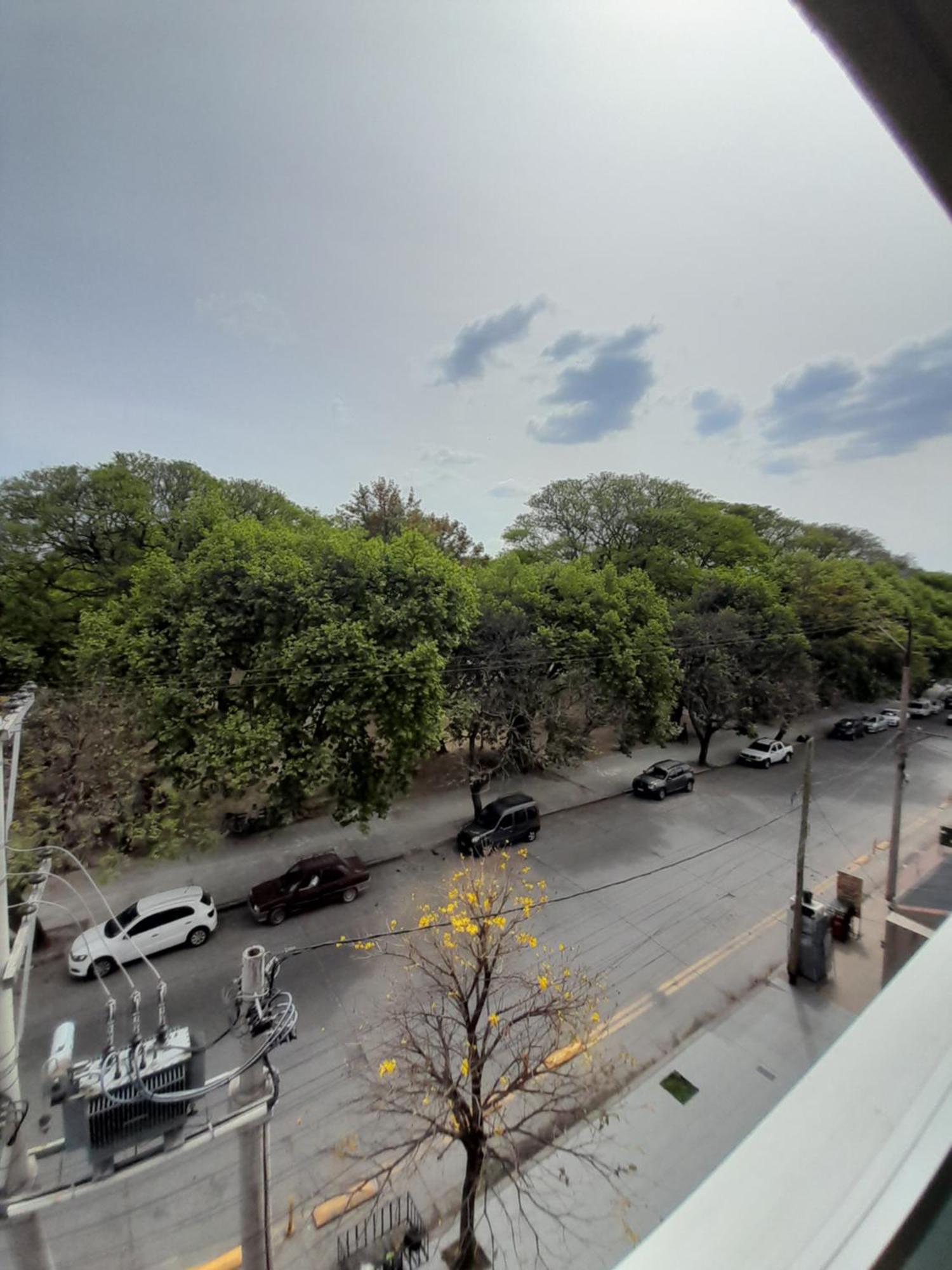 Departamento Centrico Plaza Alvarado Con Cochera Salta Zewnętrze zdjęcie